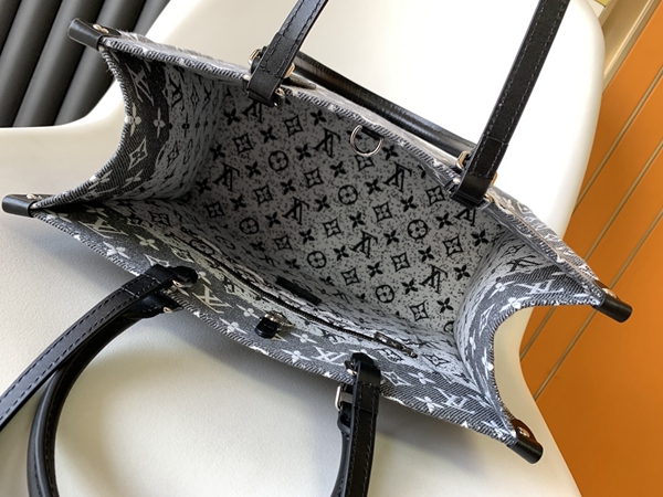 ルイヴィトンバッグ角部分ディテール